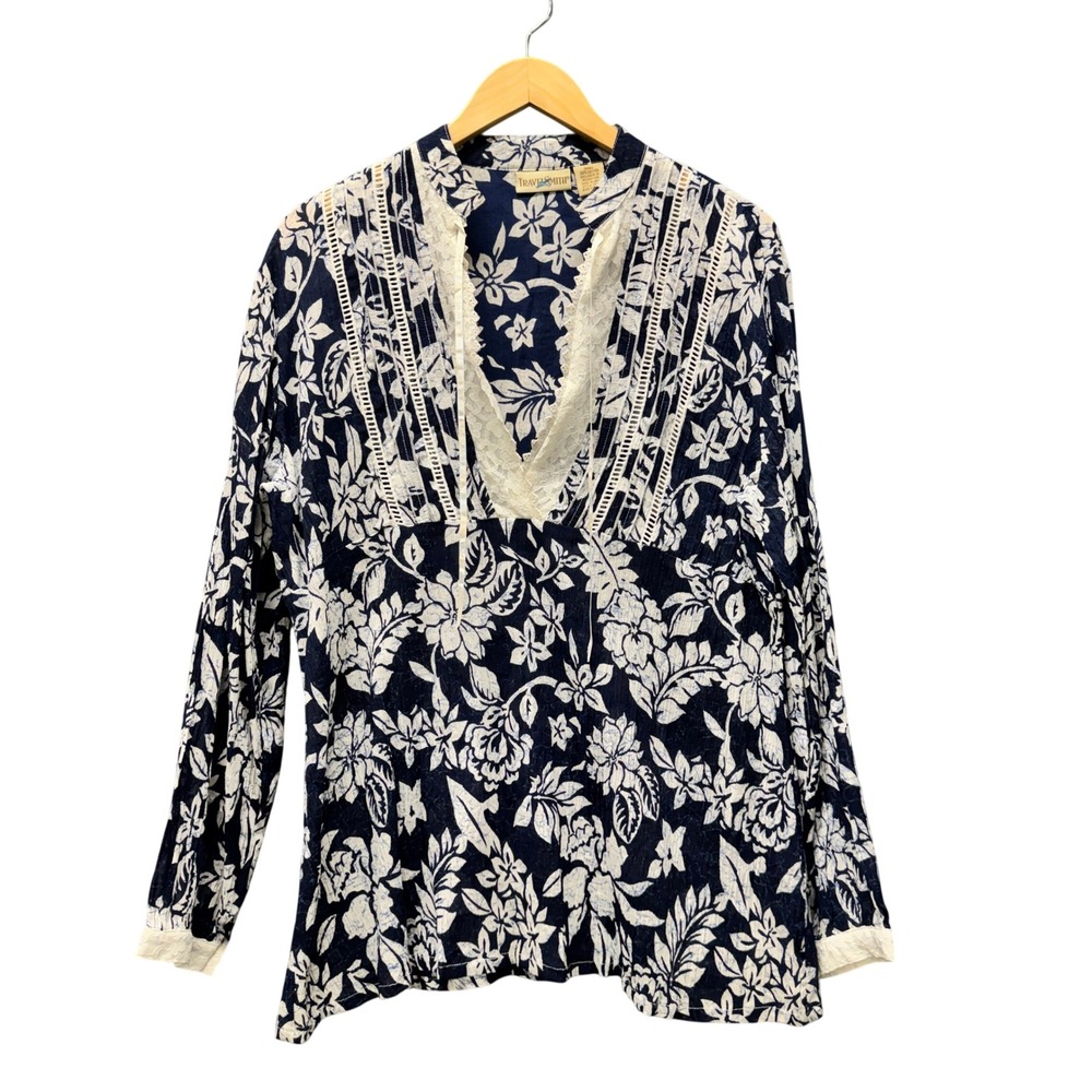 TravelSmith Tunic Top Womens Small Floral Lace Trim Blue Boho Low V-Neck Coastal